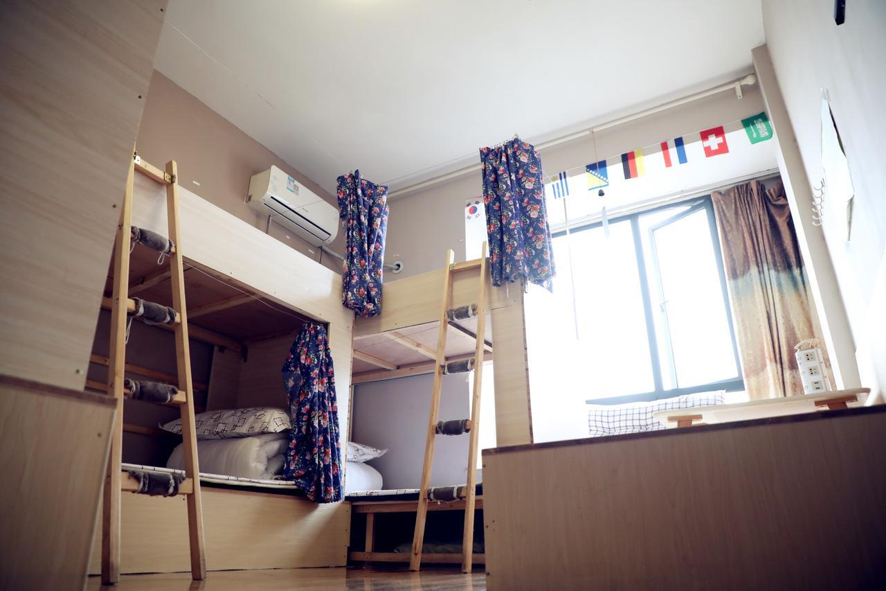 Huanlesong Youth Hostel อู่ฮั่น ภายนอก รูปภาพ