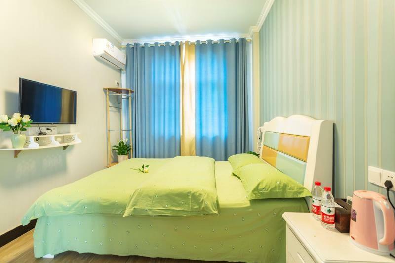 Huanlesong Youth Hostel อู่ฮั่น ภายนอก รูปภาพ